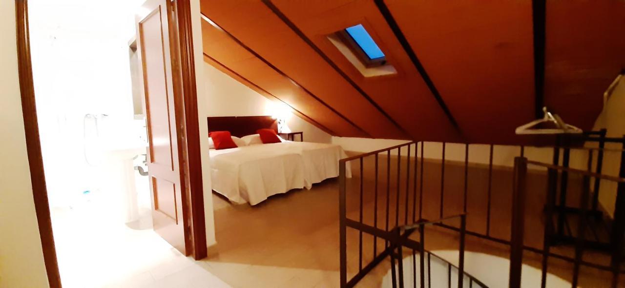 Apartamento Con Buhardilla Casco Historico Cordoba Exterior photo