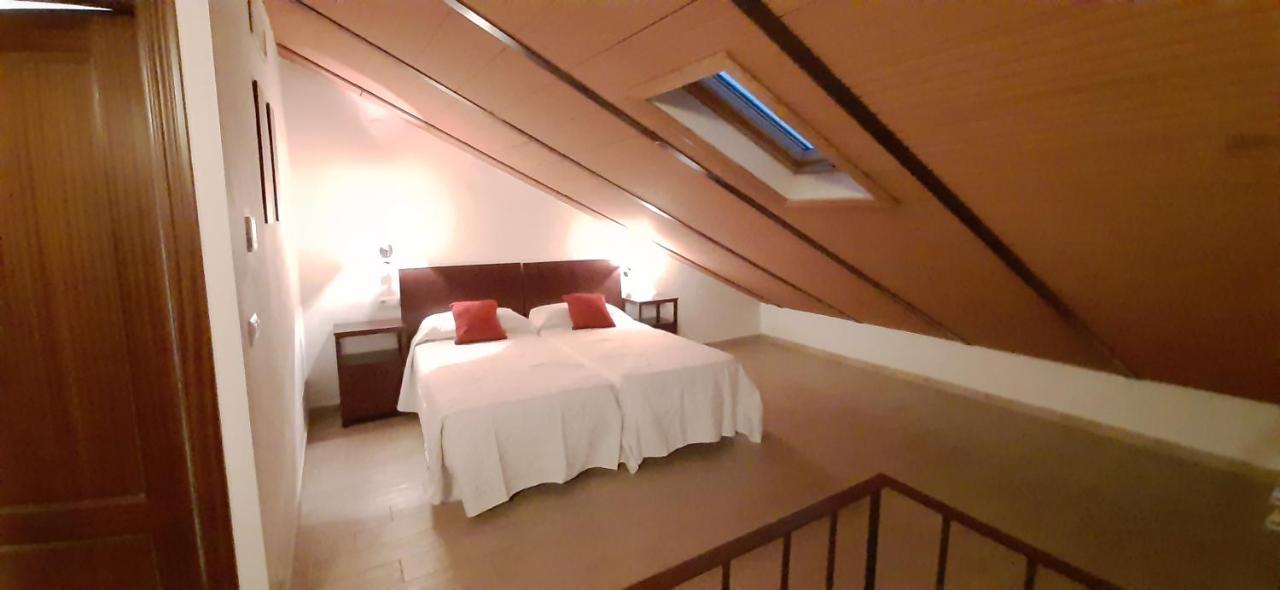 Apartamento Con Buhardilla Casco Historico Cordoba Exterior photo